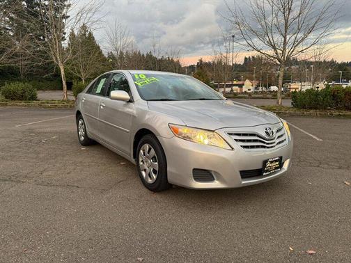 2010 Toyota Camry LE