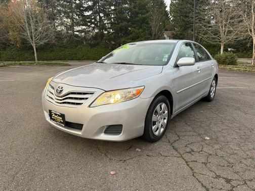 2010 Toyota Camry LE