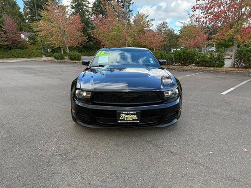 2012 Ford Mustang V6