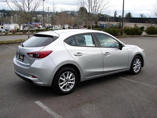 2018 Mazda Mazda3 Sport