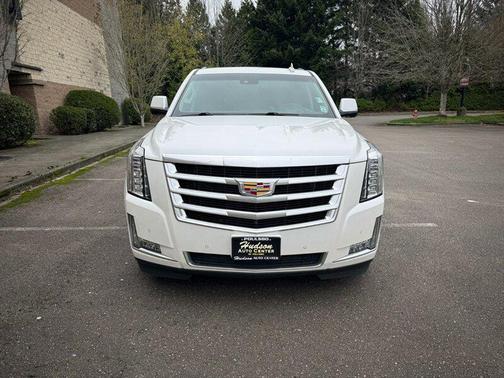 2016 Cadillac Escalade Luxury