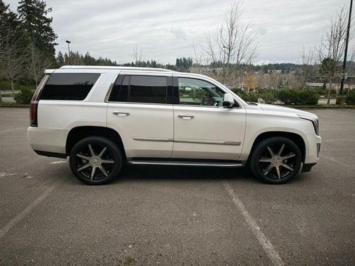 2016 Cadillac Escalade Luxury