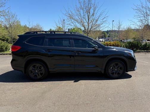 Crystal Black Silica 2023 Subaru Ascent Onyx Edition Limited 7-Passenger