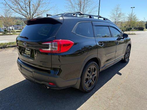 Crystal Black Silica 2023 Subaru Ascent Onyx Edition Limited 7-Passenger