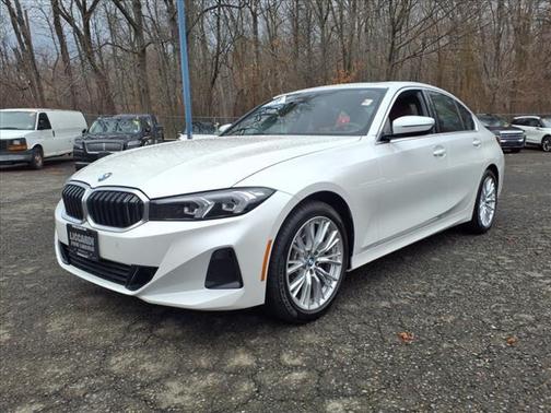 2024 BMW 330 i xDrive
