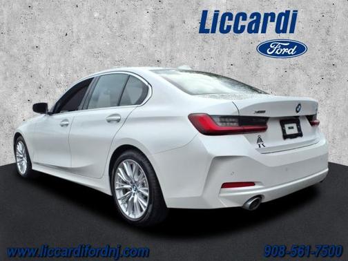 2024 BMW 330 i xDrive