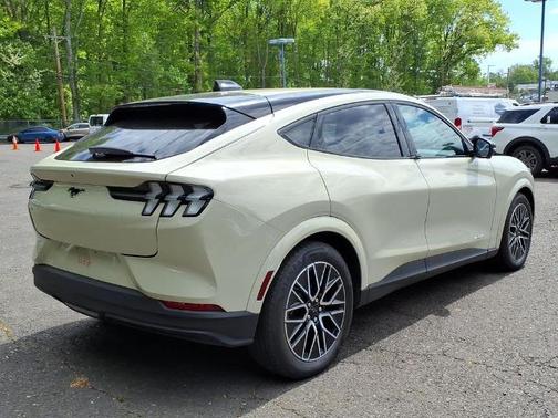 DESERT SAND 2025 Ford Mustang Mach-E PREMIUM