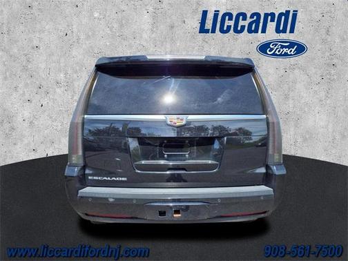 2016 Cadillac Escalade Premium