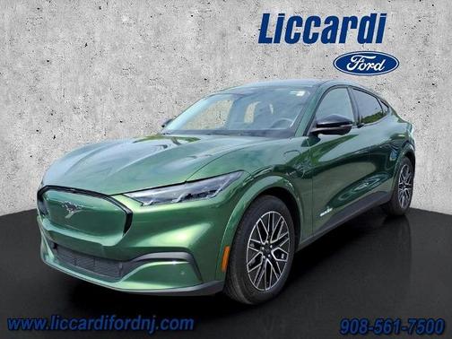 ERUPTION GREEN METALLIC 2025 Ford Mustang Mach-E PREMIUM
