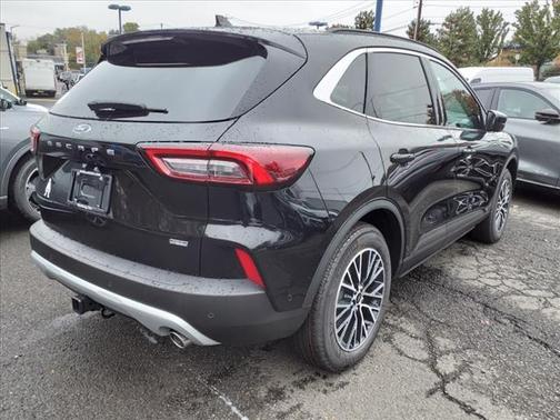 2023 Ford Escape PHEV SE