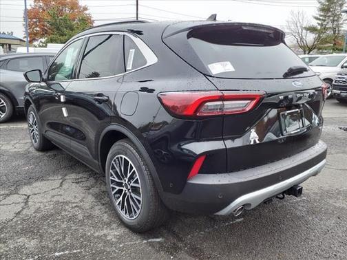 2023 Ford Escape PHEV SE