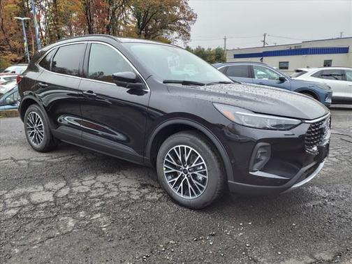 2023 Ford Escape PHEV SE