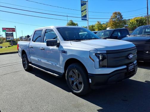 2025 Ford F-150 Lightning Pro