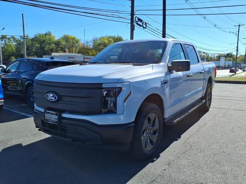 2025 Ford F-150 Lightning Pro