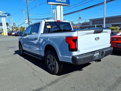 2025 Ford F-150 Lightning Pro