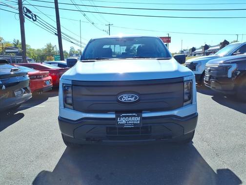 2025 Ford F-150 Lightning Pro