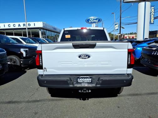 2025 Ford F-150 Lightning Pro