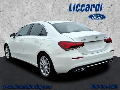 2019 Mercedes-Benz A-Class A 220 4MATIC