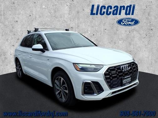 Ibis White 2022 Audi Q5 45 S LINE QUATTRO PREMIUM