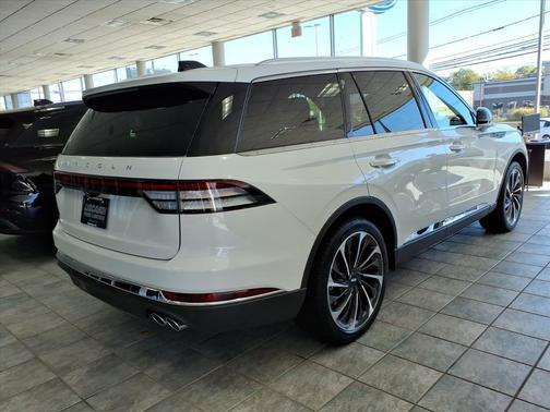 2025 Lincoln Aviator Reserve AWD