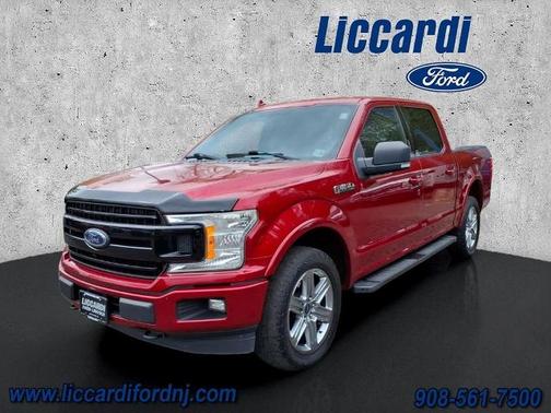 AGATE BLACK METALLIC 2019 Ford Edge TITANIUM