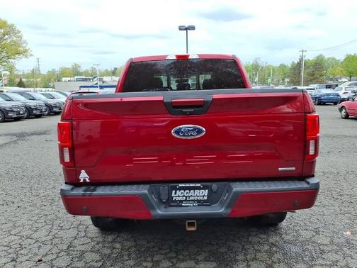 AGATE BLACK METALLIC 2019 Ford Edge TITANIUM