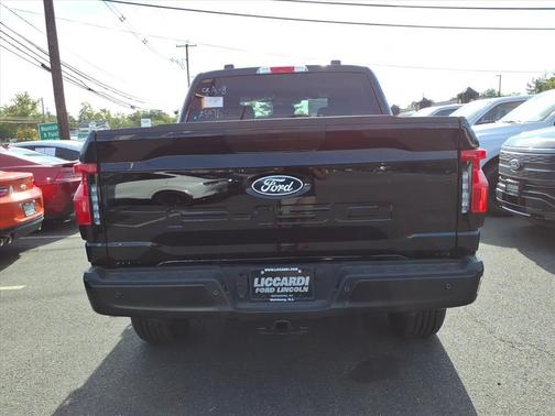 2025 Ford F-150 Lightning Pro
