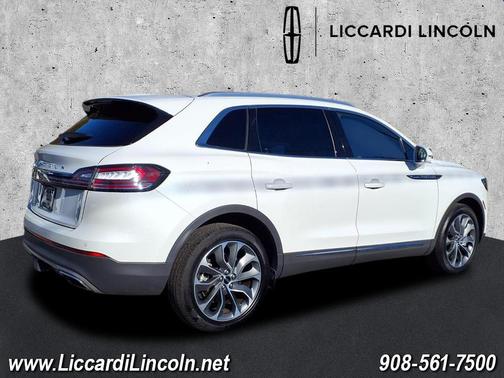 2023 Lincoln Nautilus Reserve