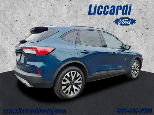 2020 Ford Escape SE SPORT