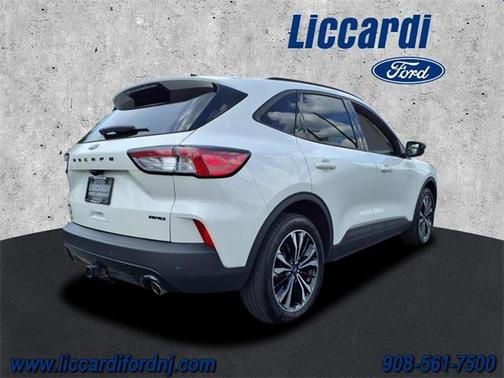 2022 Ford Escape SEL