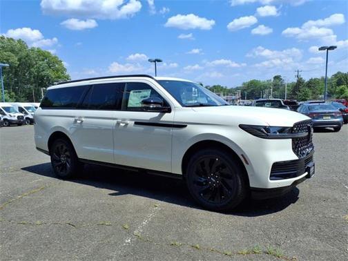 2025 Lincoln Navigator Reserve
