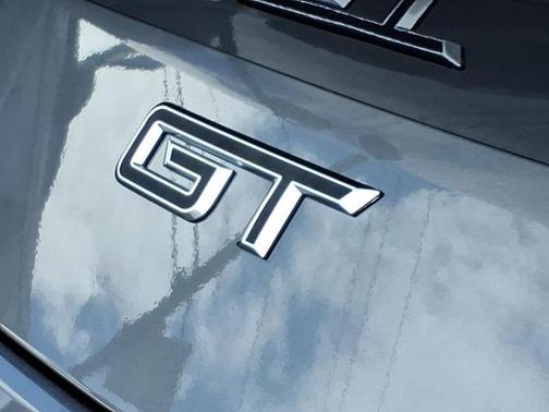 CARBONIZED GRAY METALLIC 2026 Ford Mustang GT PREMIUM
