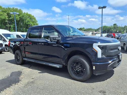 2025 Ford F-150 Lightning XLT