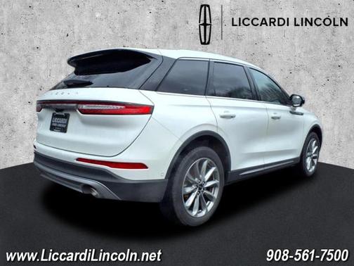 2022 Lincoln Corsair Standard