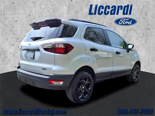2022 Ford EcoSport SES