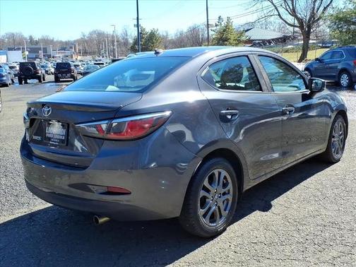 Black 2019 Toyota Yaris Sedan L