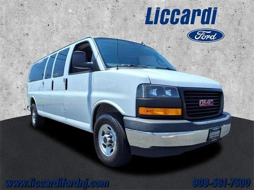2019 GMC Savana 3500 LS