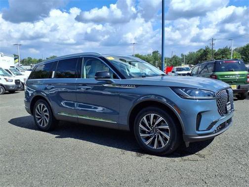 2025 Lincoln Aviator Premiere