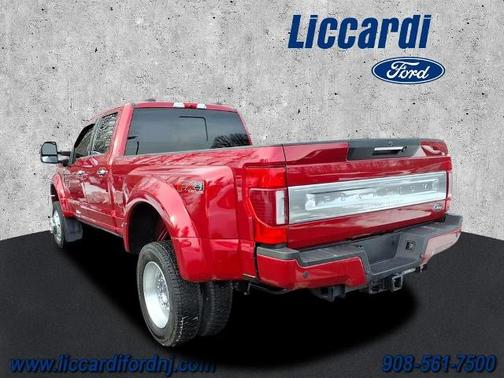 RAPID RED 2022 Ford F-450 PLATINUM DRW
