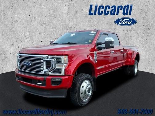 RAPID RED 2022 Ford F-450 PLATINUM DRW