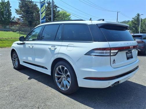 2025 Lincoln Aviator Premiere