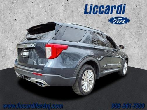2022 Ford Explorer King Ranch