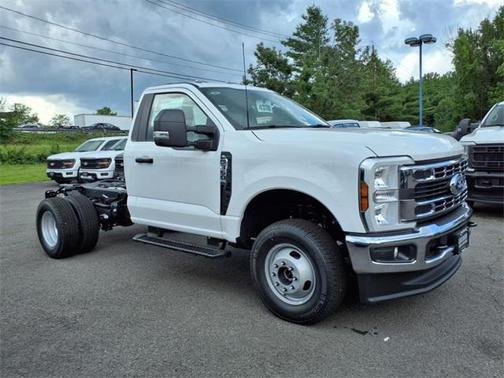 2025 Ford F-350 XL