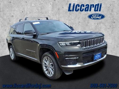 2022 Jeep Grand Cherokee SUMMIT