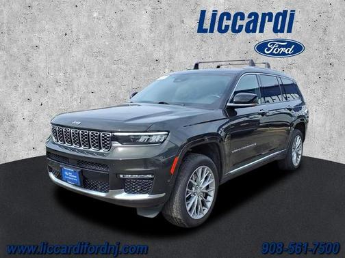 2022 Jeep Grand Cherokee SUMMIT