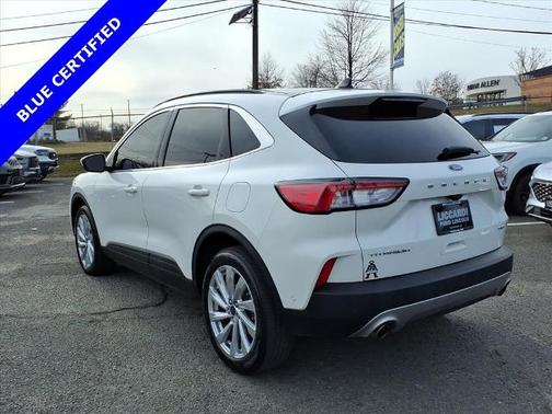 2022 Ford Escape TITANIUM