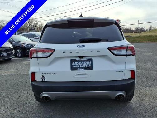 2022 Ford Escape TITANIUM