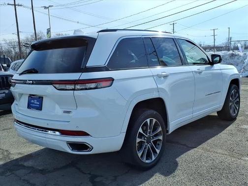2022 Jeep Grand Cherokee OVERLAND