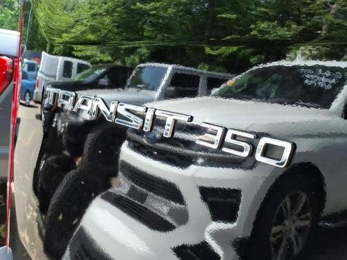 AGATE BLACK METALLIC 2024 Ford Transit-350 XLT