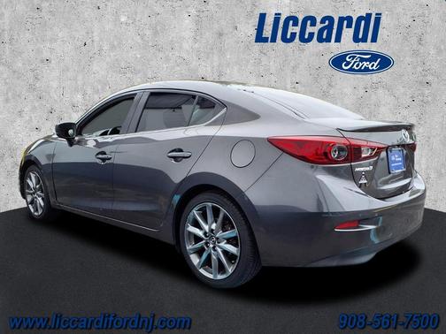 2018 Mazda Mazda3 Touring